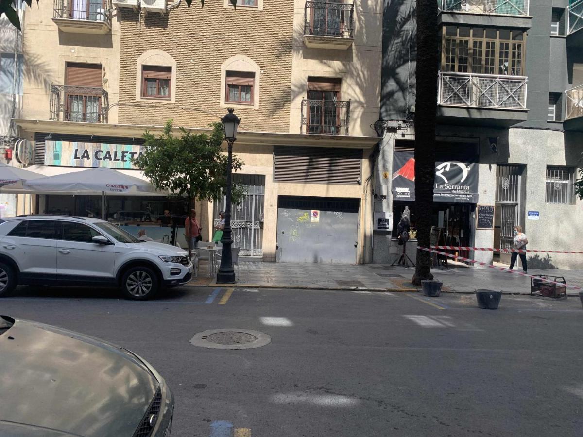 Apartamento Tranquilo En Pleno Centro Con Garaje Huelva Exterior foto
